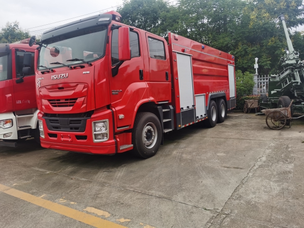 16噸水罐消防車|五十鈴后八輪16噸泡沫消防車廠家[國六]