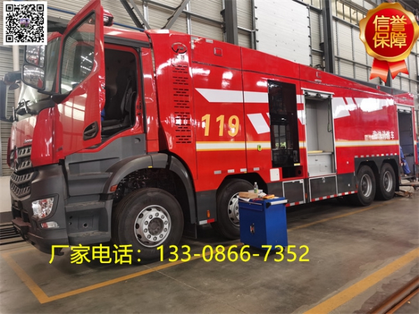  奔馳18噸水罐消防車（國六標準）